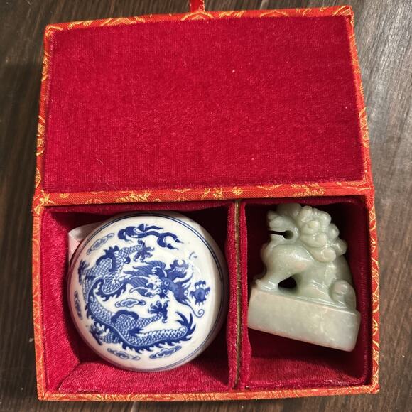 Vintage Asian Hand Carved Soapstone Animal Stamp Porcelain Ink Chinese Dragon - Picture 1 of 8